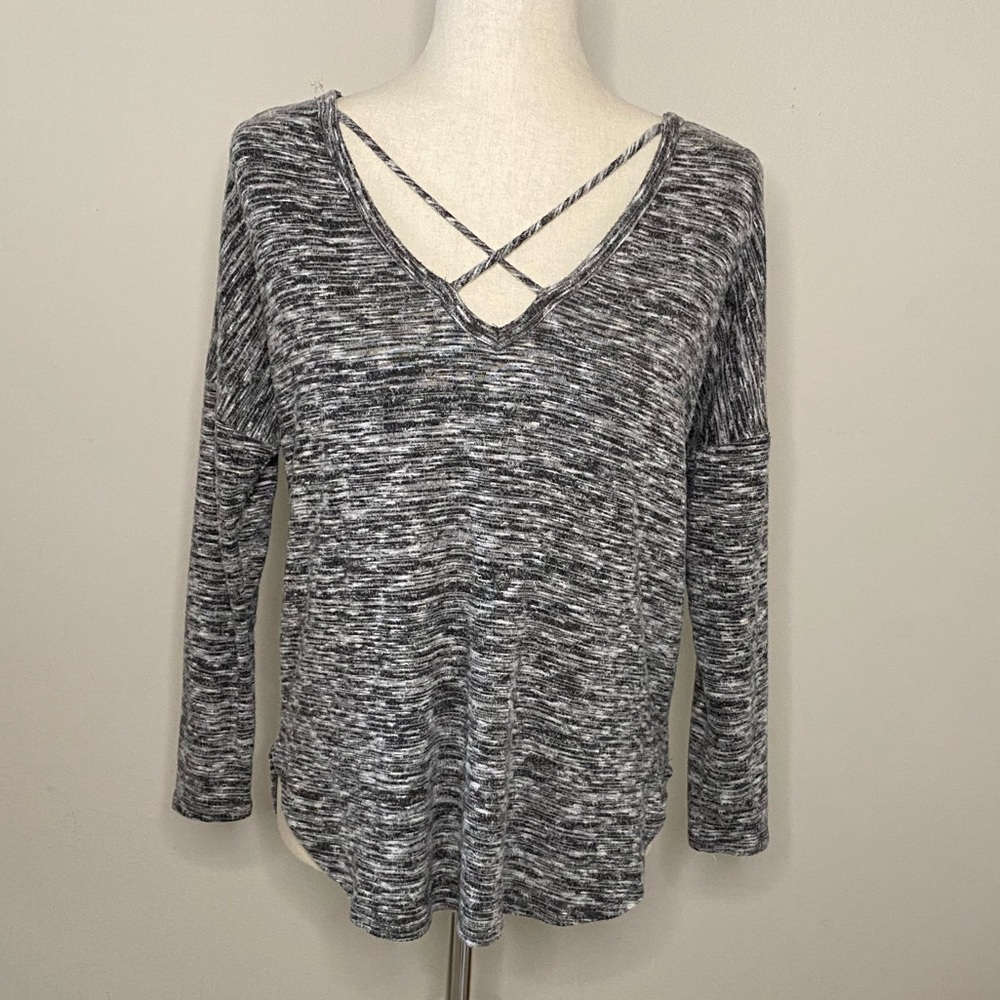 Forever 21 Gray V-Neck Sweater